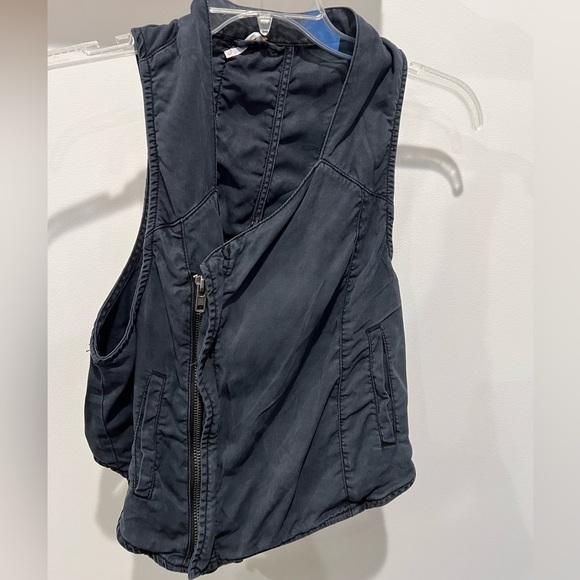 Free People Tops - Women’s Free People Tencel Charcoal Gray Moto Vest Size XS